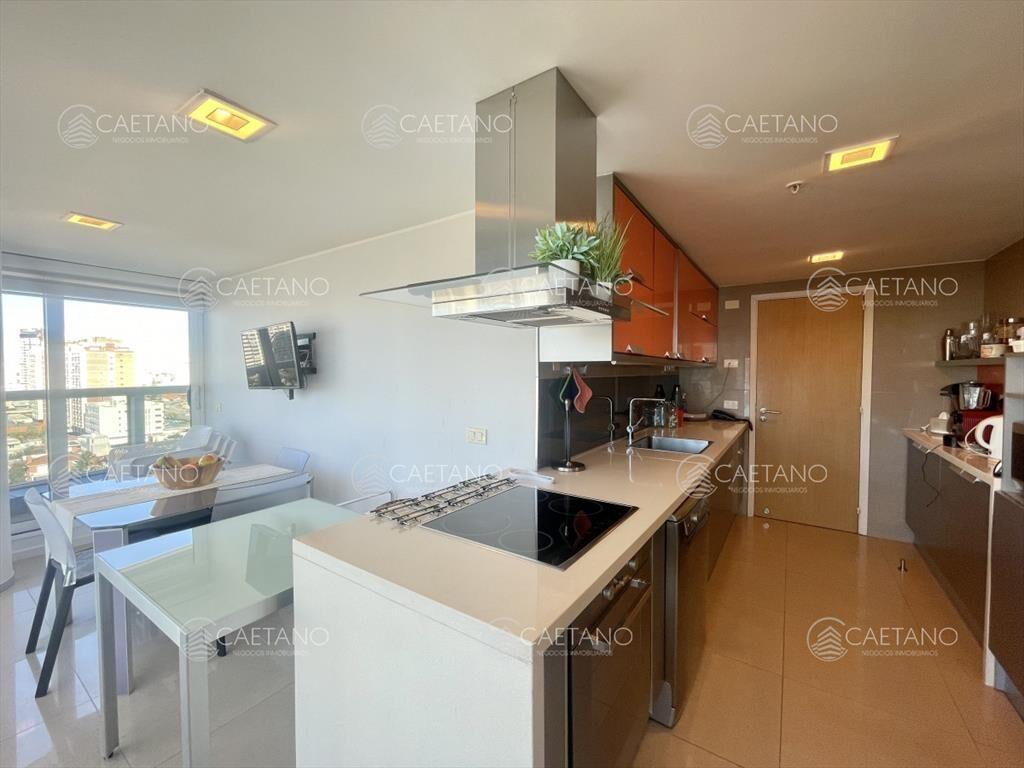 Venta Departamento - 3 dormitorios + servicio - -