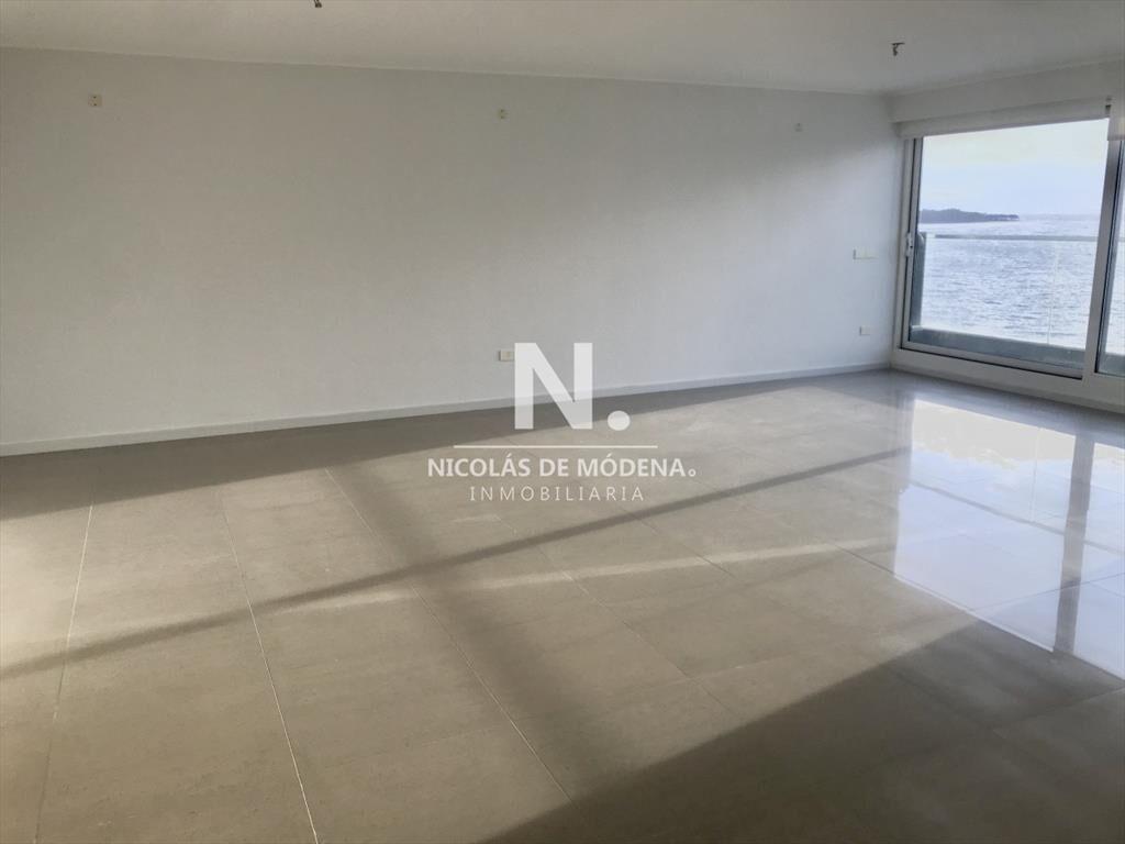 En venta apartamento en Chiverta de 3 dormitorios