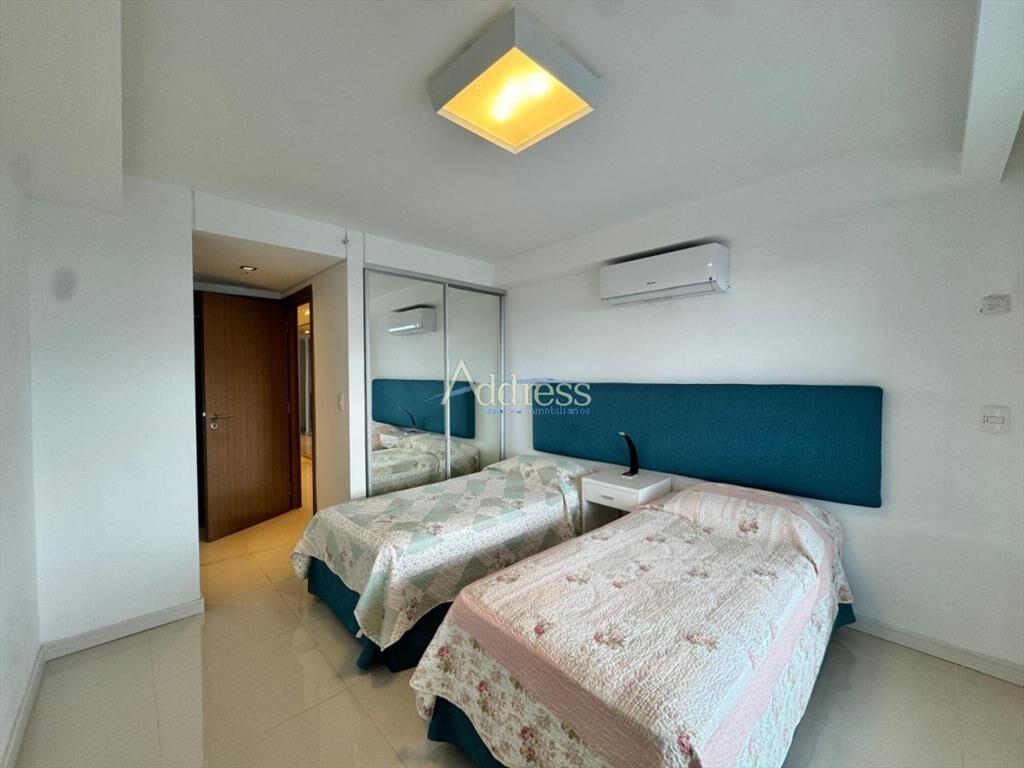 Apartamento en venta dos dormitorios mas con y