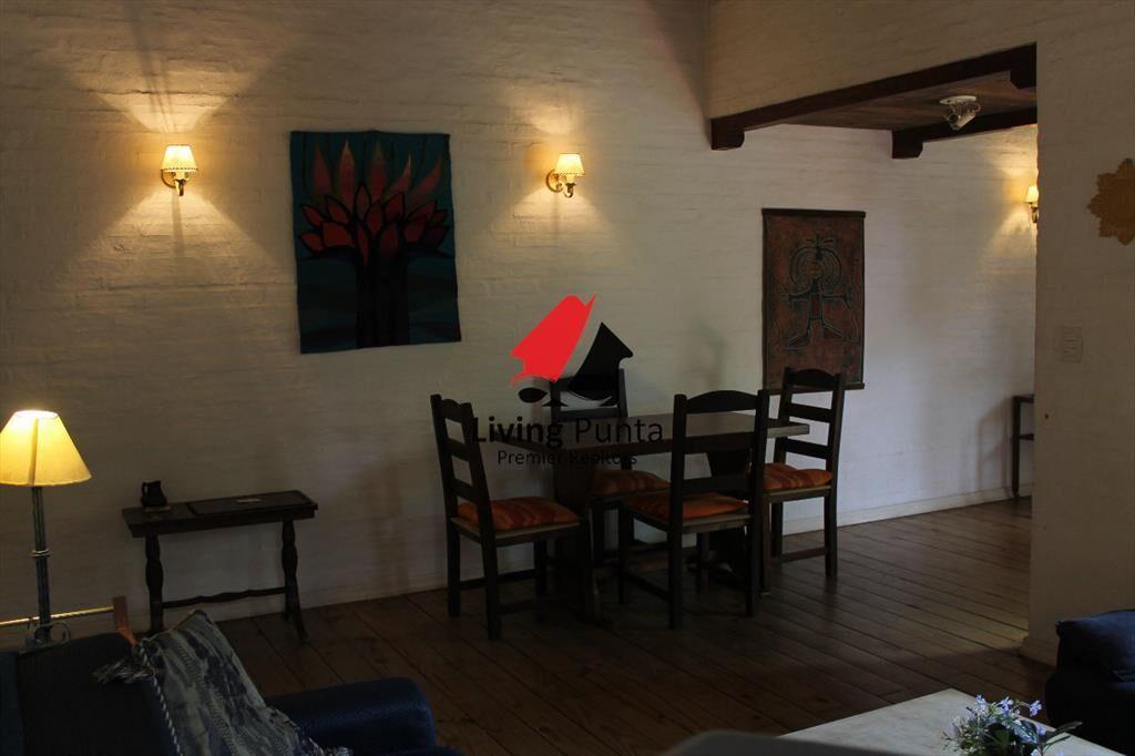 Muy linda casa en PInares