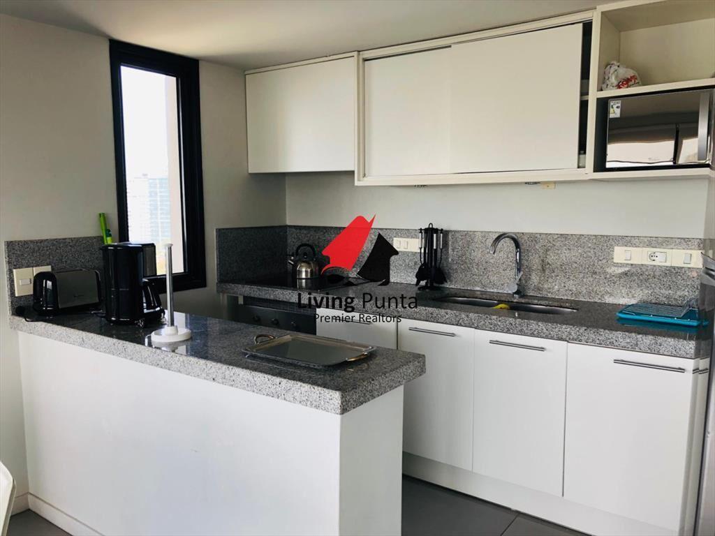 apartamento en alquiler parada 6 de la brava