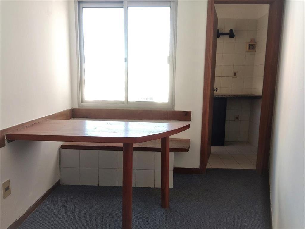 Alquiler Oficina en Cuidad Vieja - Plaza Matríz
