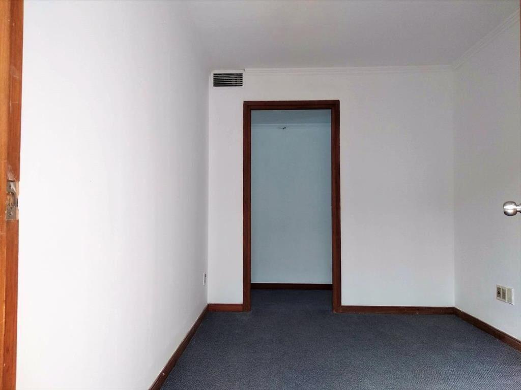 Alquiler Oficina en Cuidad Vieja - Plaza Matríz