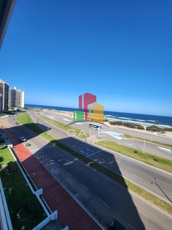 Vende apartamento de 1 dormitorio en Punta del Este, con vi