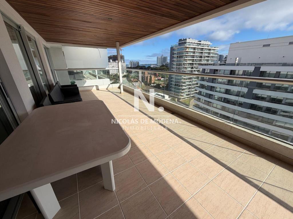 espectacular apartamento en venta en playa brava,