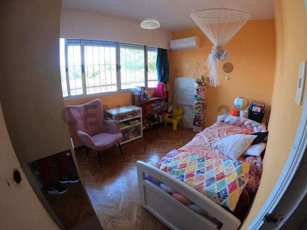 3 Dormitorios- Patio exclusivo- Acepta banco- Reducto