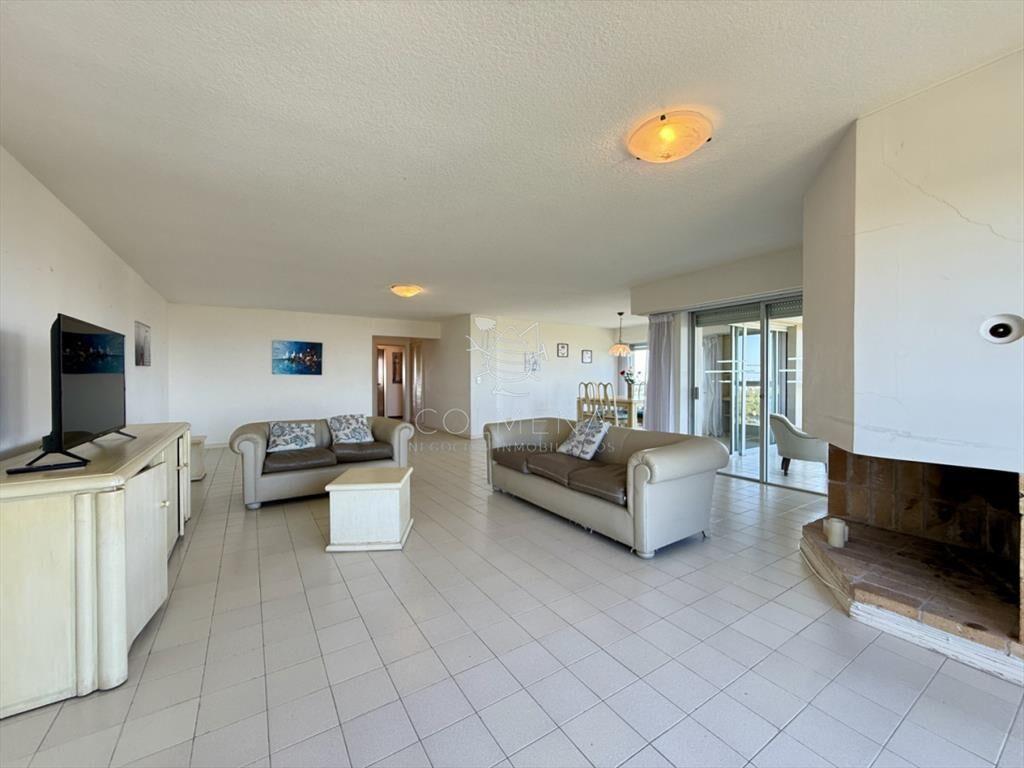 Venta de Apartamento Parquemar Bosque Parada 15