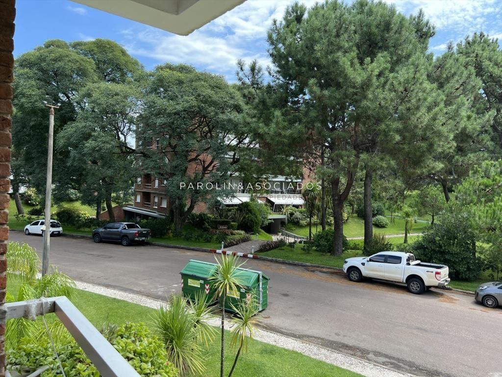 Apartamento en venta de 2 Dormitorios Coral, Punta Del Este