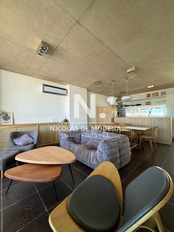 DUPLEX DE TRES PLANTAS CON VISTA AL MAR EN MONTOYA