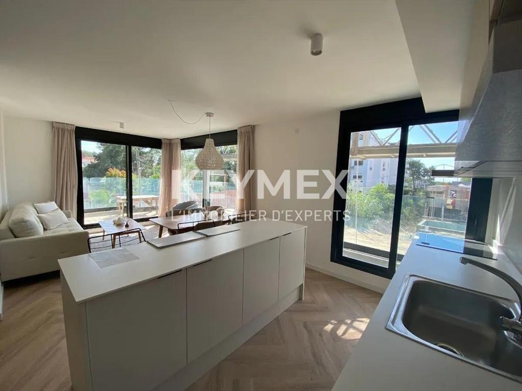 Venta Apartamento 2 dormitorios Frente al mar con parriller