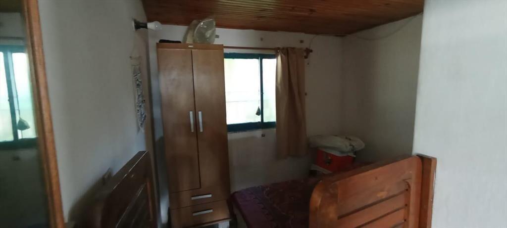 Casa en Jaureguiberry, jardín y fondo arbolado con parrille