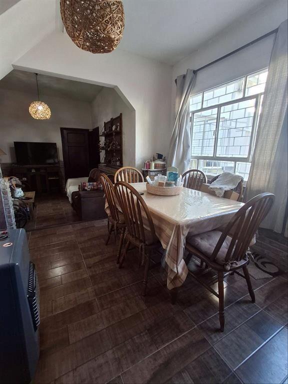 Venta de amplia casa, 3 dorm, garage, patio, PU, Prado