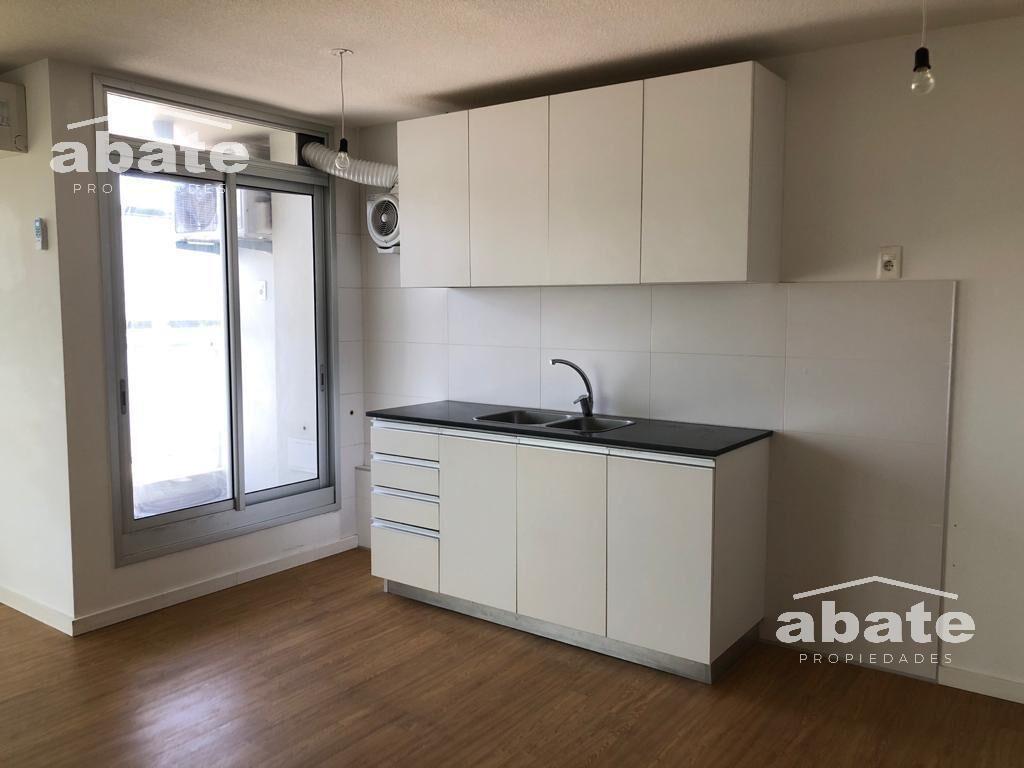 Venta Apartamento 2 dormitorios en Barrio Sur con garaje d