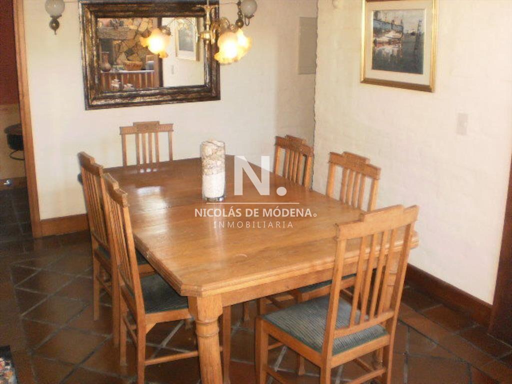 Oportunidad Solida Casa en Pinares, 3 dormitorios, Punta de