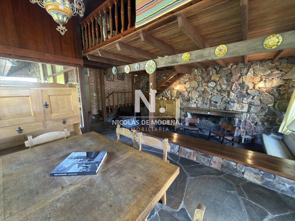 Casa en venta en exclusivo barrio de Punta del Este