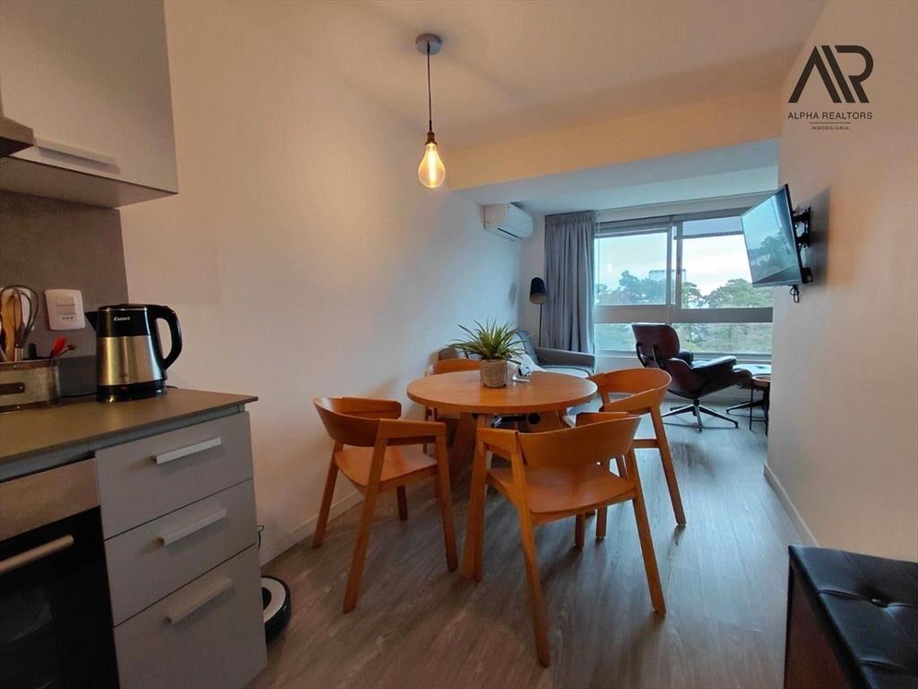 Apartamento en venta c/ cochera en Roosevelt