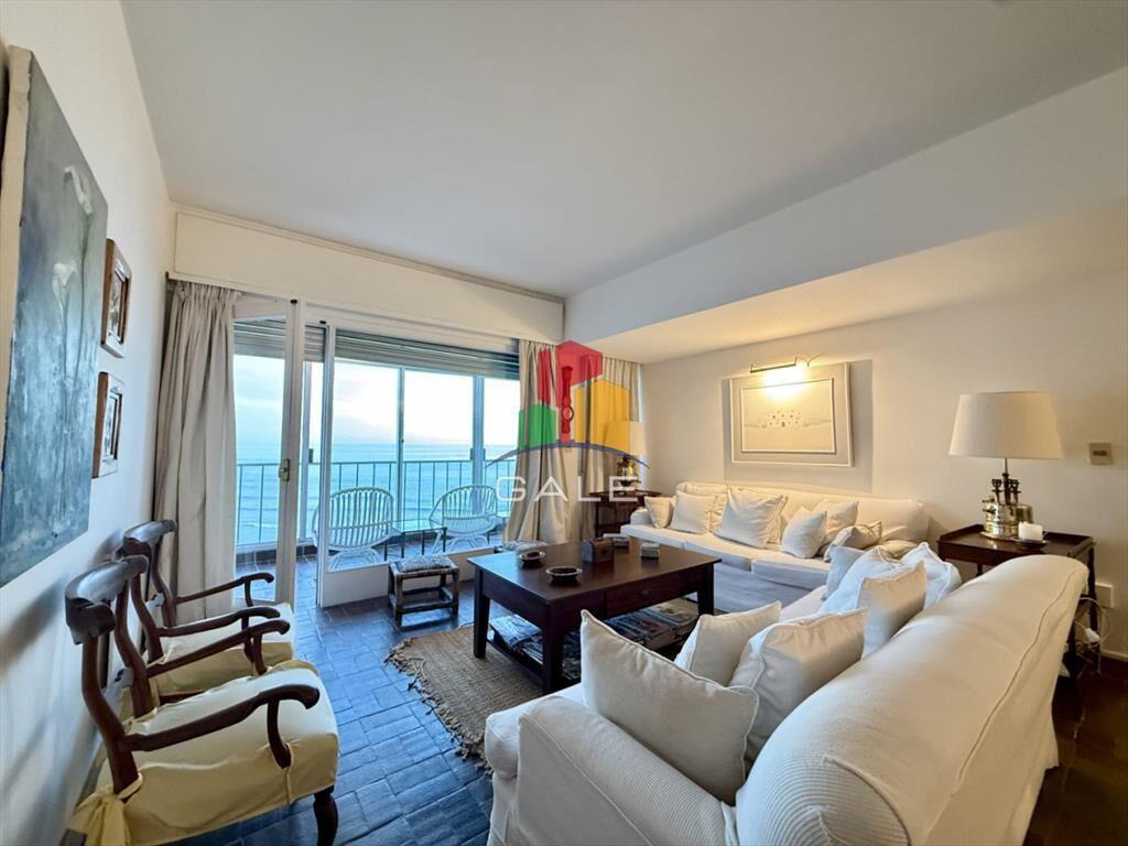 Apartamento en Peninsula, 4 dormitorios