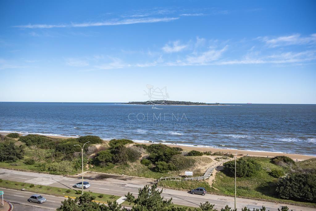 Gran oportunidad, departamento frente al mar con