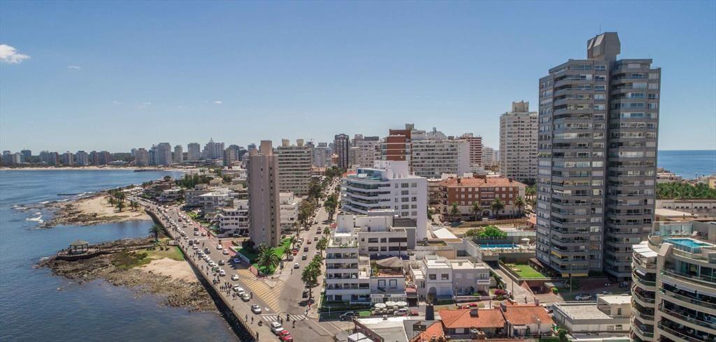 DEPARTAMENTO PENTHOUSE EN VENTA VISTA 180 GRADOS
