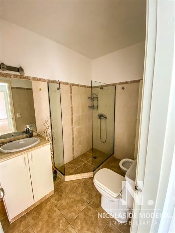 Venta apartamento 2 dormitorios con vista a la playa mansa,
