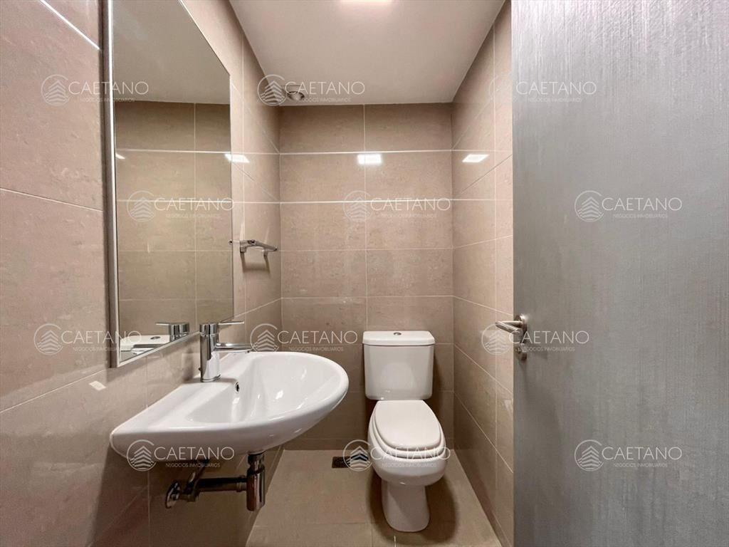 Excepcional apartamento de 4 dormitorios en piso