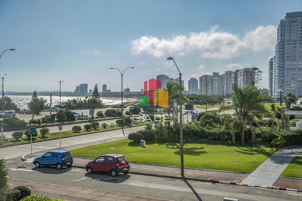 Hermoso Departamento de 3 dormitorios en venta al