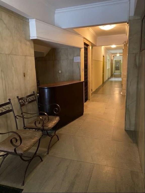 Ciudad vieja venta oficina 2 privados baño luminosa con ren