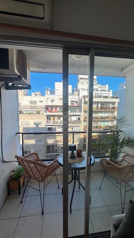 BERRO Y BARREIRO. PISO ALTO. BALCON. COCINA DEFINIDA, GC...