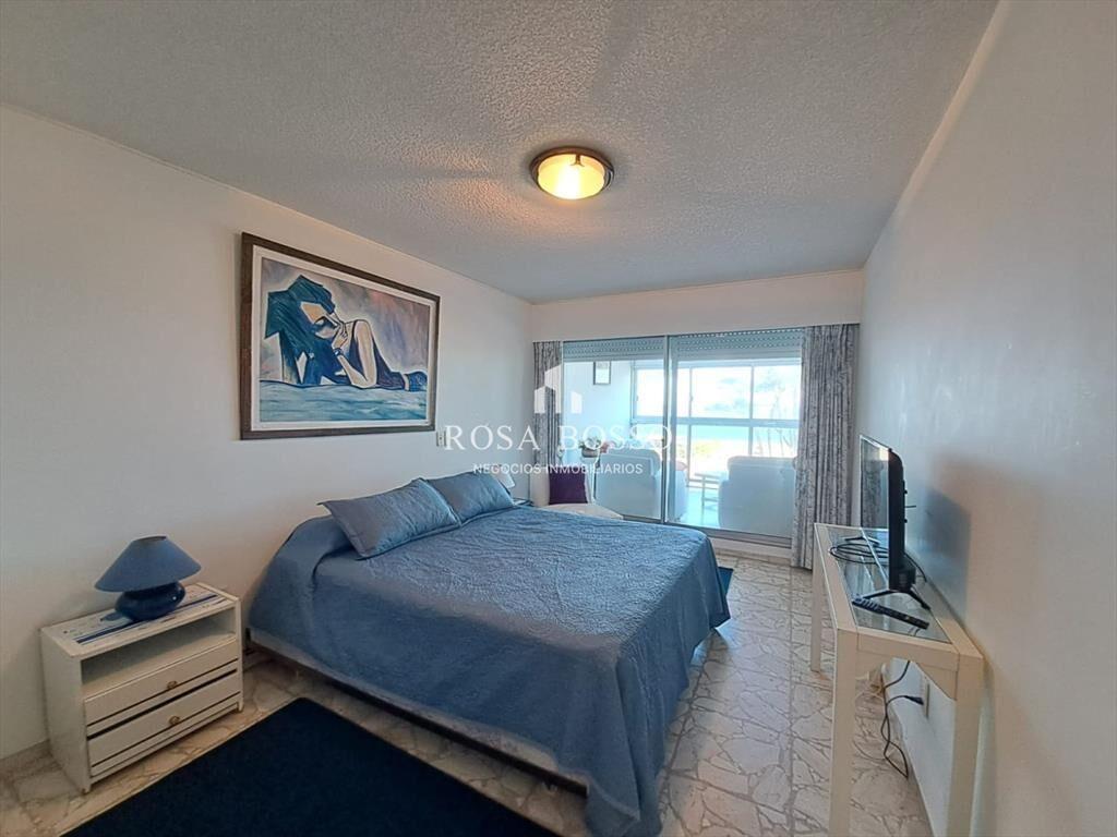Apartamento en Venta de 2 dormitorios en Edificio