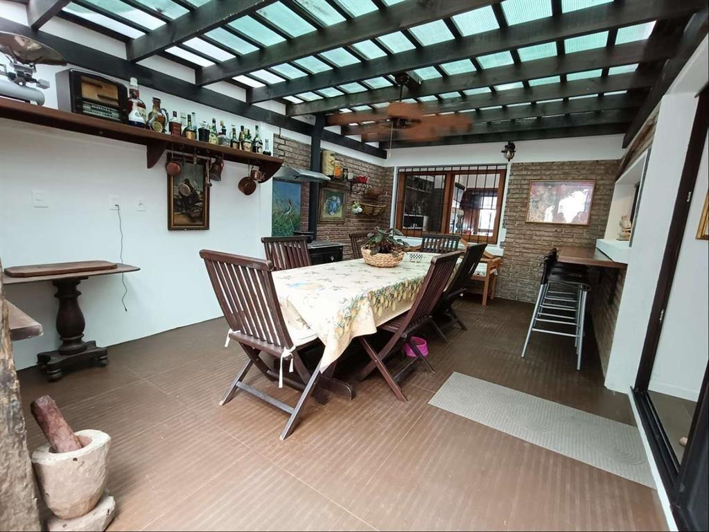 Venta Casa Malvin 4 Dormitorios 2 Baños Garaje x 3