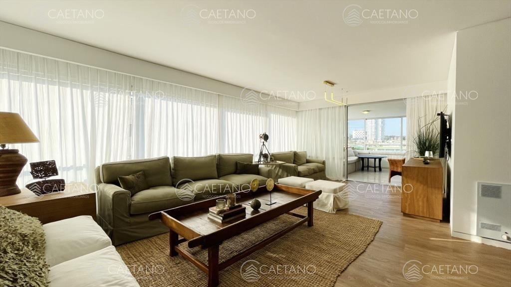 Venta apartamento 3 dormitorios Playa Brava - del