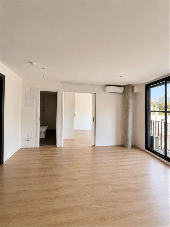 1 Dormitorio en alquiler, conexión para lavarropa, balcón,