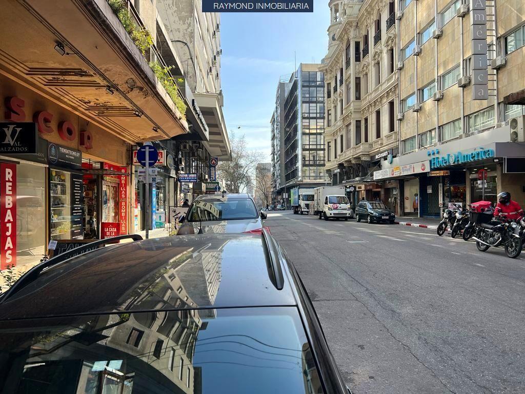 Venta local de 267m2 con renta