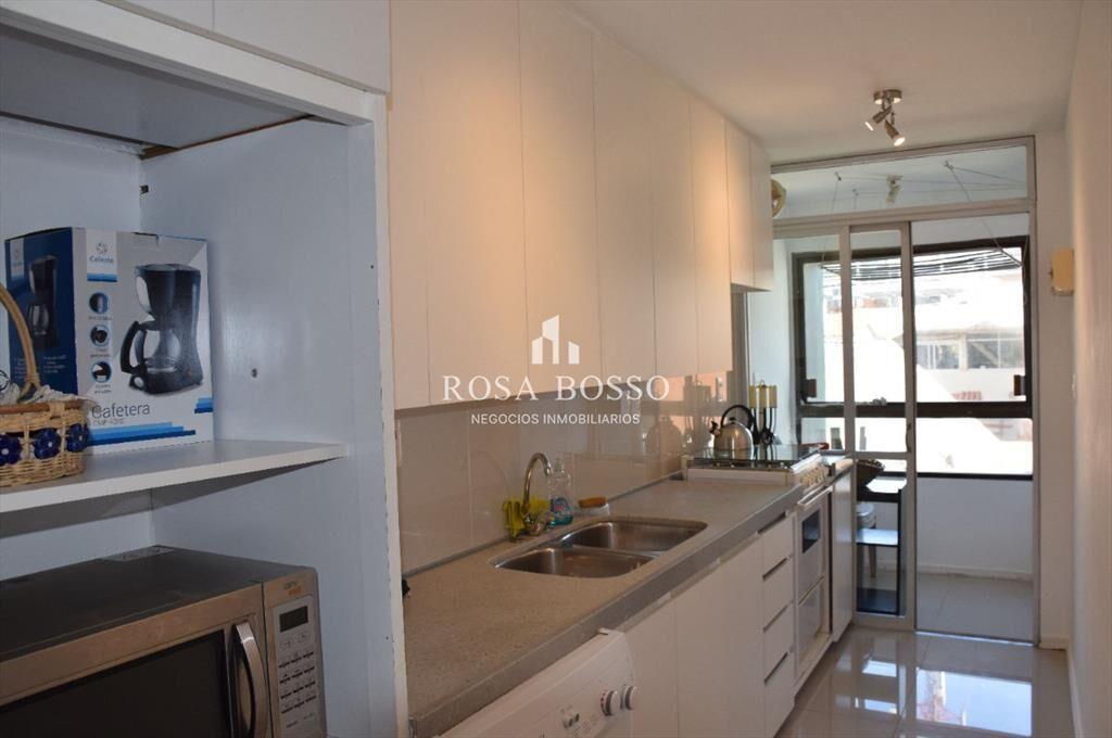 Apartamento en Peninsula, 3 dormitorios *