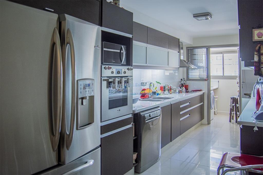 Hermoso departamento en edificio Imperiale en 3