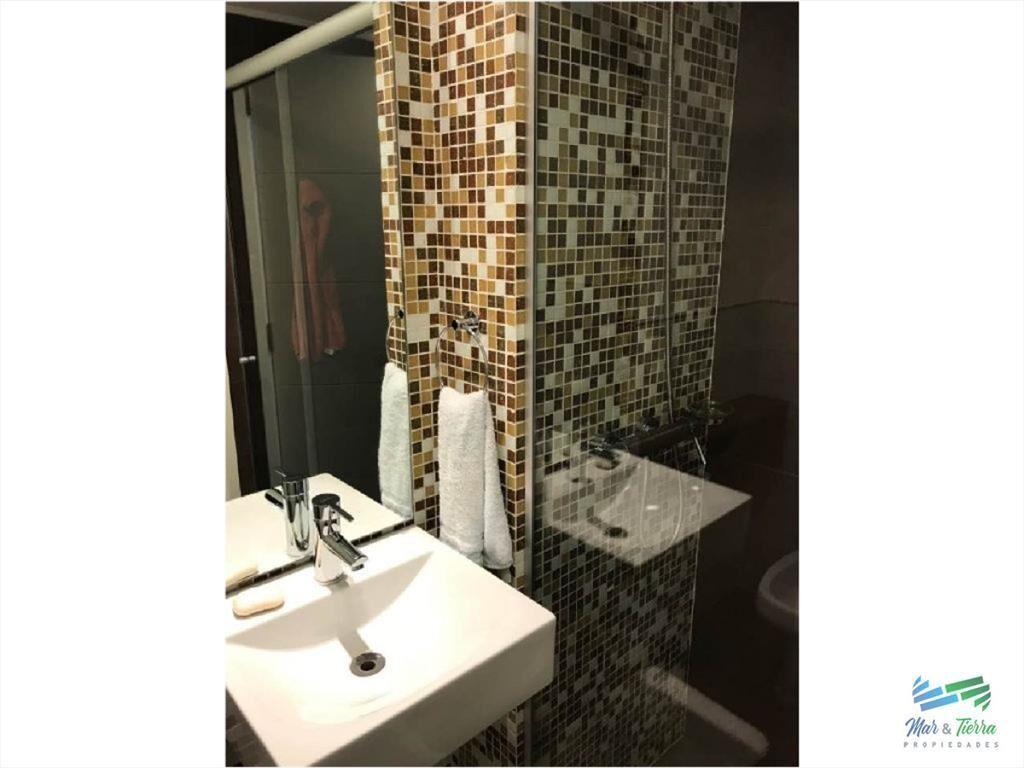 Apartamento en Brava, 3 dormitorios *