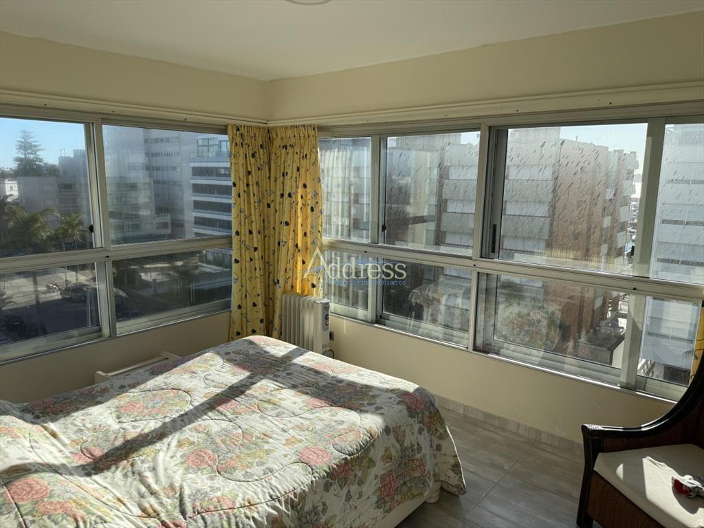 GRAN PLANTA CON VISTAS Y SERVICIOS