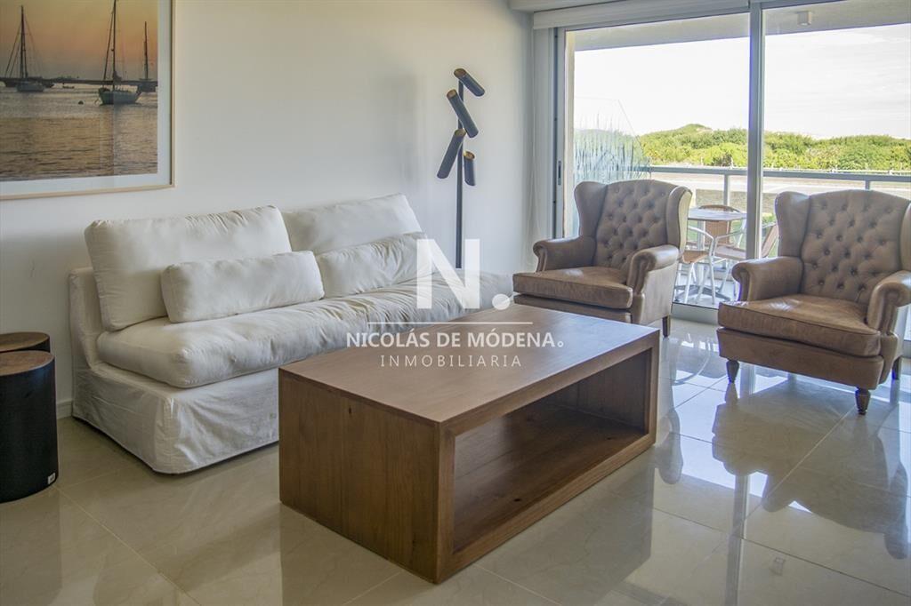 Venta apartamento de 3 dormitorios en Playa Brava