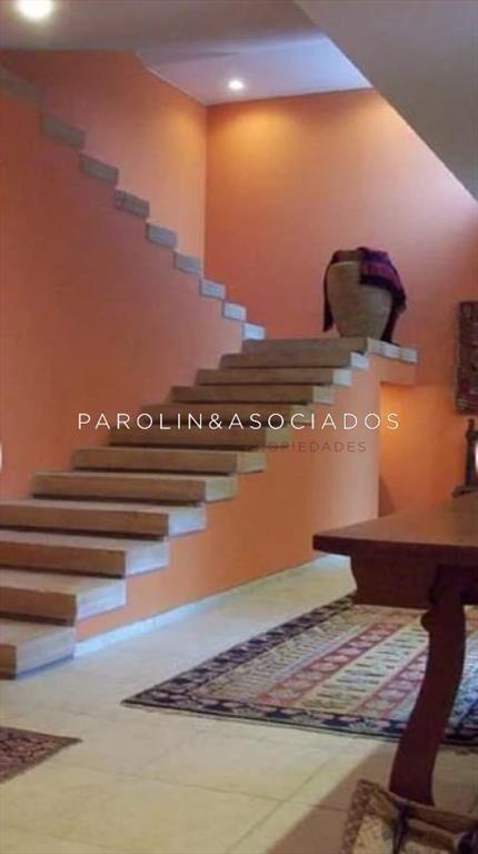 CHACRA EN VENTA DE 5 DORMITORIOS EN LA BARRA