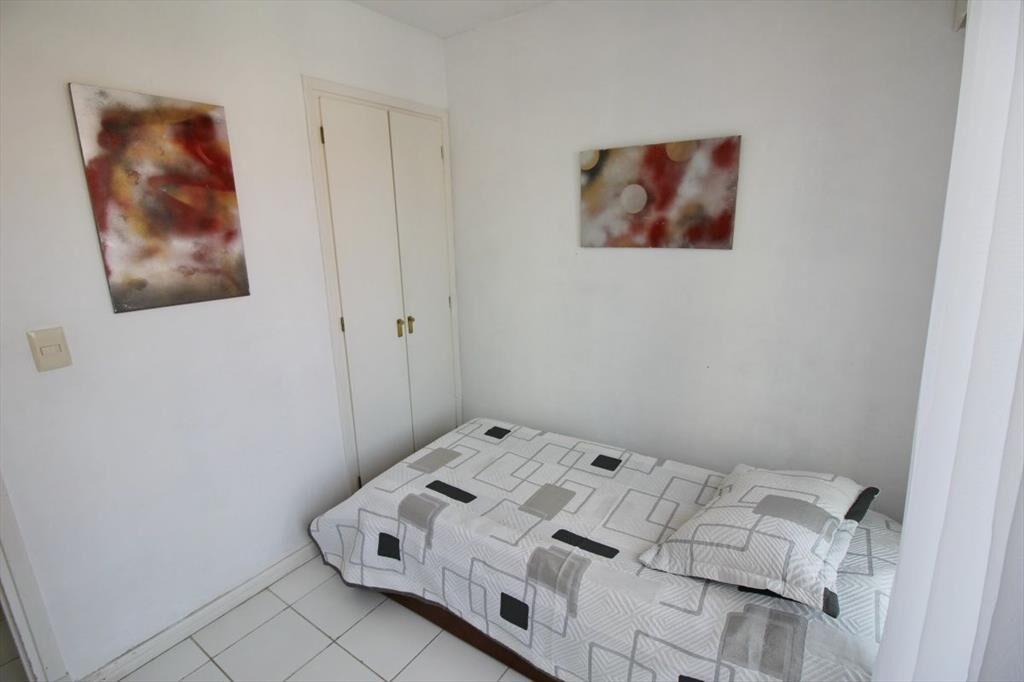 Vendo apartamento 2 dormitorios con gran terraza y parrille