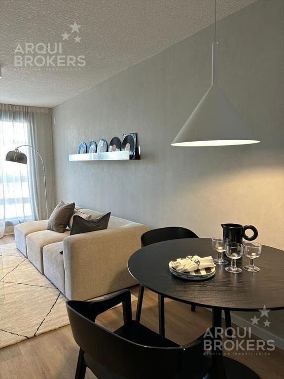 Venta apartamento de dos dormitorios en Palermo - 206