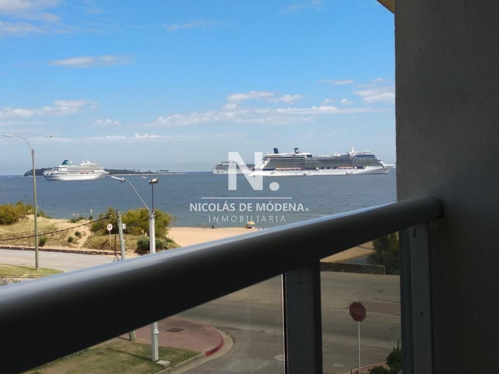 Apartamento en Punta del Este, Mansa