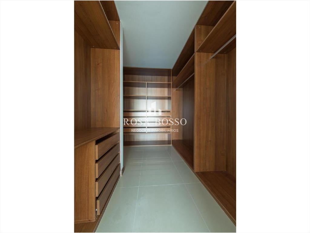 Apartamento en Brava, 4 dormitorios *