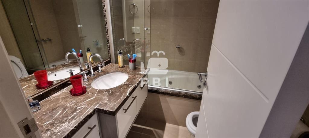 Apartamento de 2 Dormitorios con Parrillero - - :