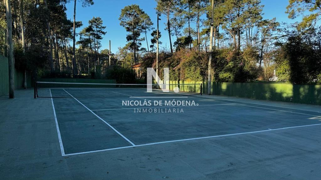 En Pinares, Punta del Este vende terreno ideal