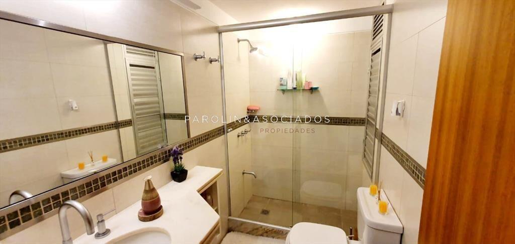 Hermoso apartamento en venta con agradable vista en Punta d
