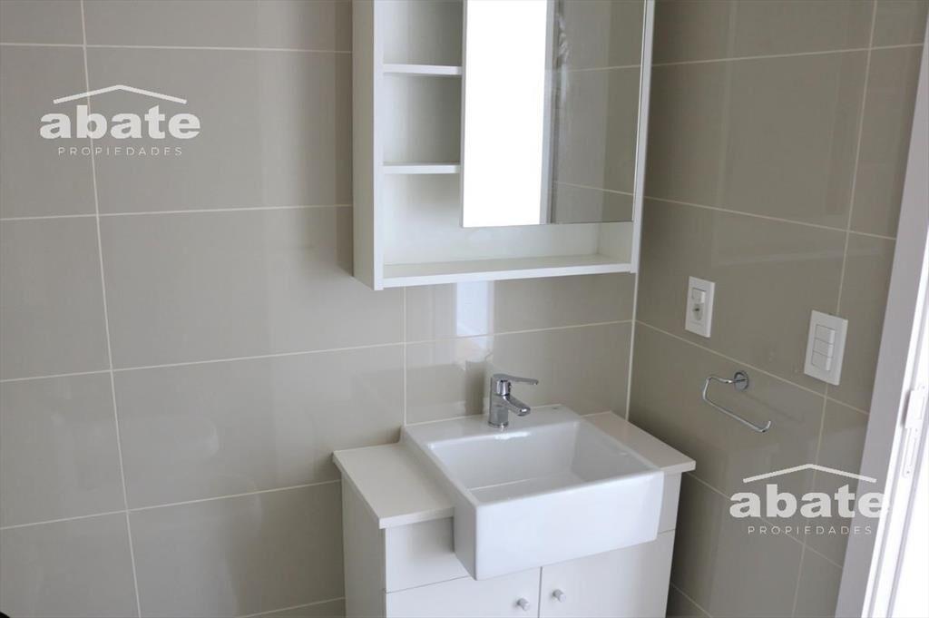 Venta apartamento 1 dormitorio en Piso alto con renta