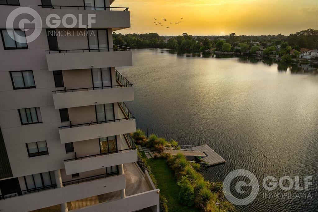 Venta apartamento de 2 dormitorios con vista al lago en Bar