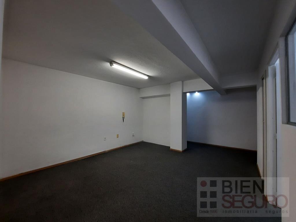 Amplia oficina en venta en el Centro. Excelente ubicación.