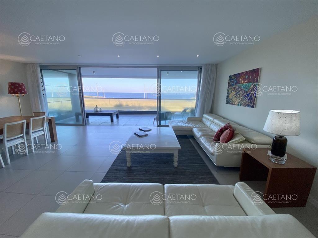 Venta apartamento 4 dormitorios, playa brava del